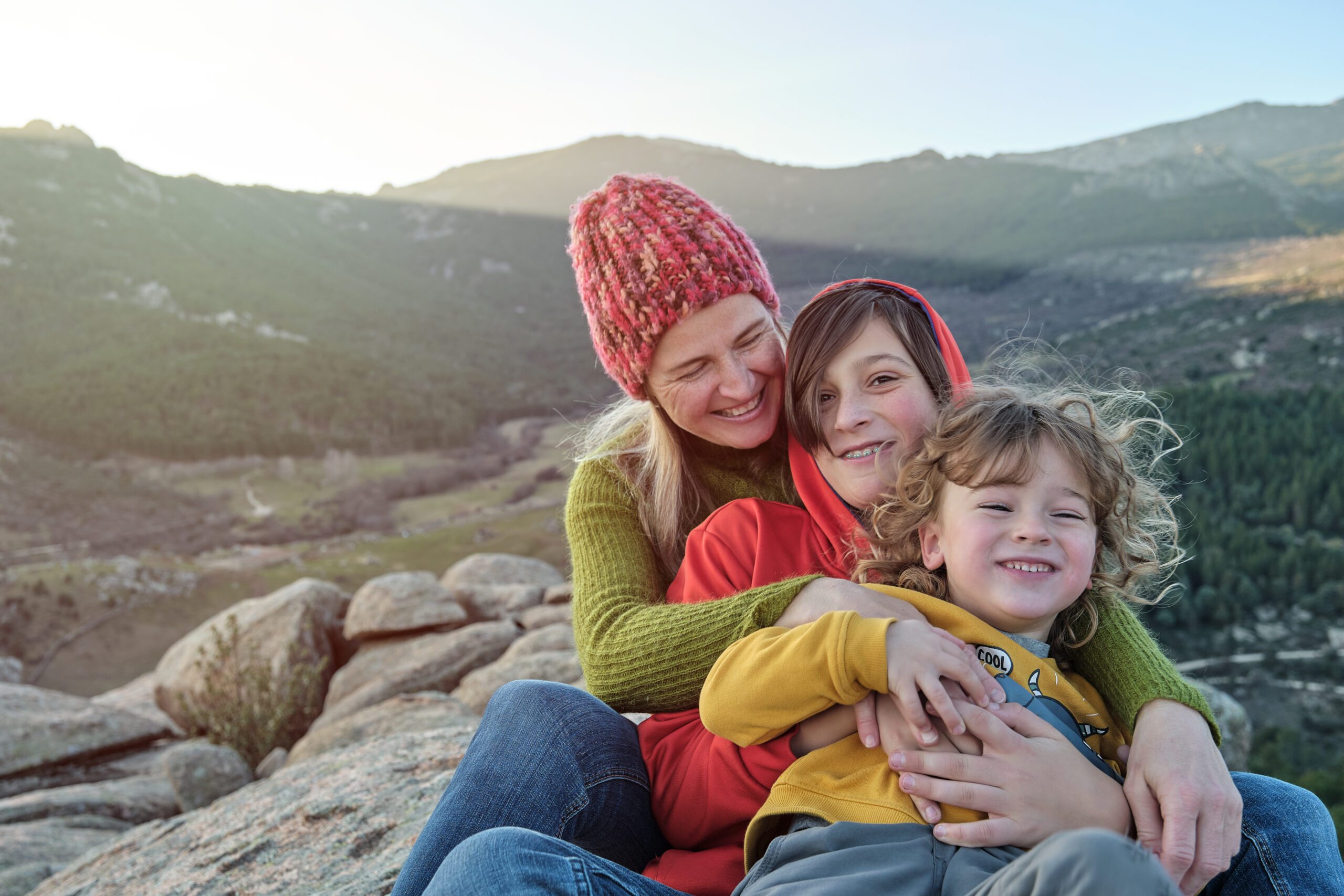 Mother play Sons As They taking photos